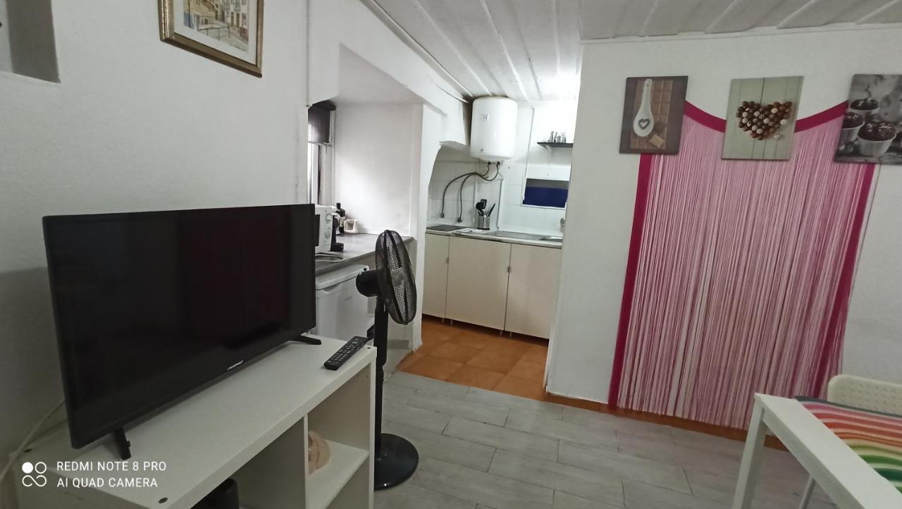 Martim Moniz Low Cost Apartment Lisbon Exterior photo